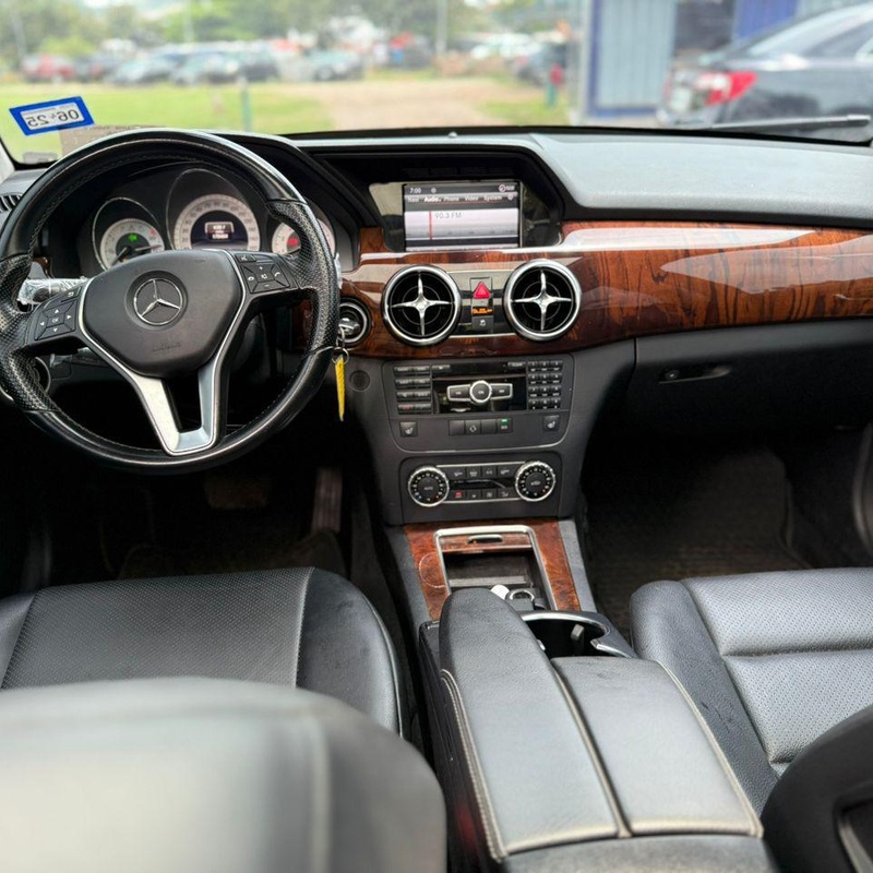 FOREIGN USED 2014 MERCEDES BENZ GLK350 FOR SALE image