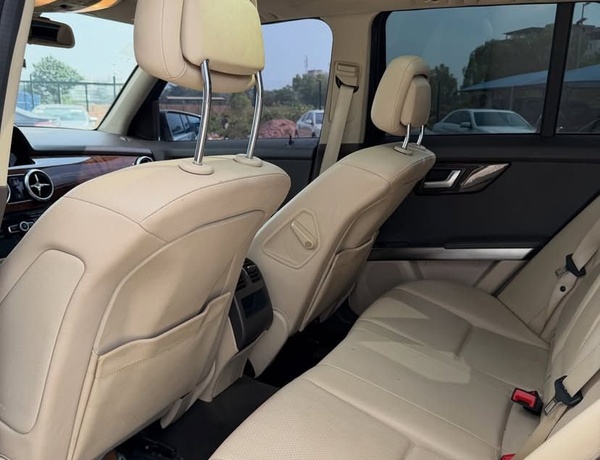 FOREIGN USED   2014 MERCEDES BENZ GLK350 IN ABUJA