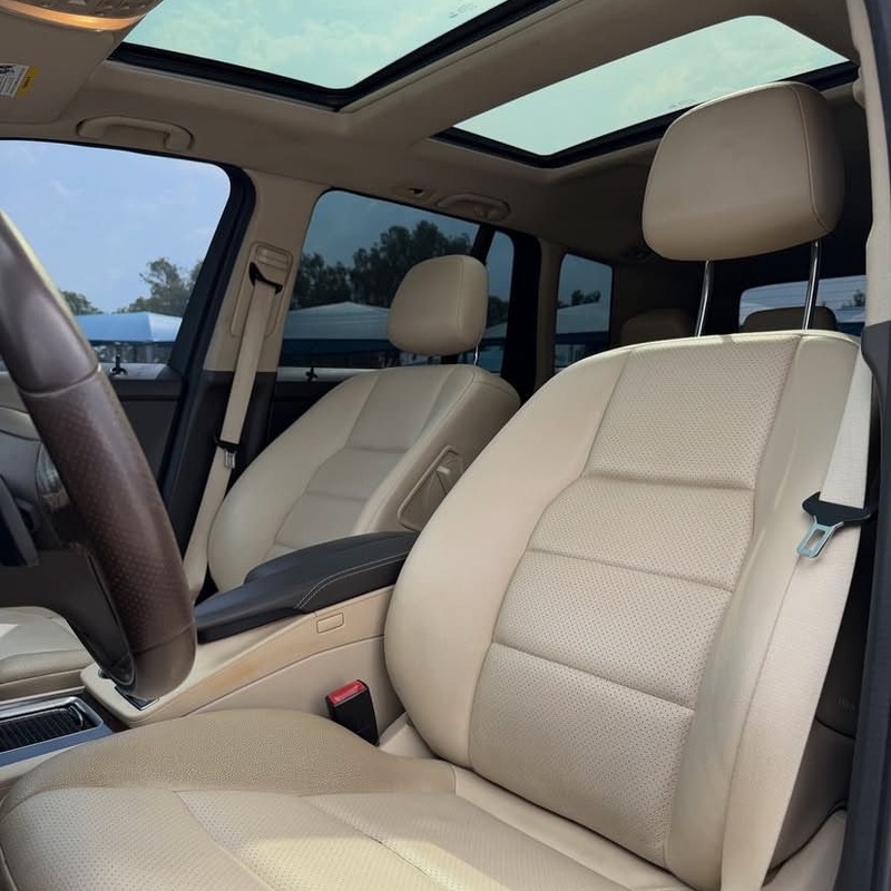 FOREIGN USED   2014 MERCEDES BENZ GLK350 IN ABUJA image