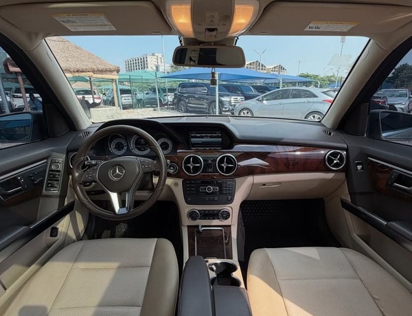 FOREIGN USED   2014 MERCEDES BENZ GLK350 IN ABUJA