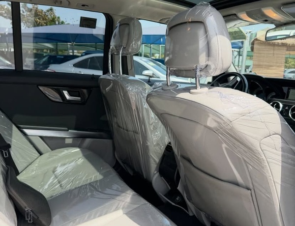 FOREIGN USED   2014 MERCEDES GLK350 FOR SALE IN ABUJA