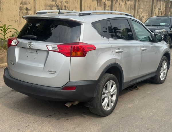 FOREIGN USED TOYOTA 2014 RAV4 FOR SALE IN LAGOS