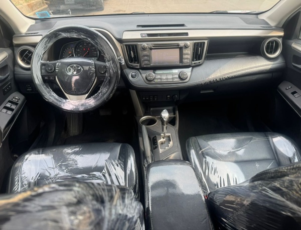 FOREIGN USED TOYOTA 2014 RAV4 FOR SALE IN LAGOS