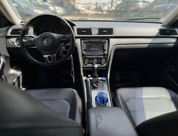 FOREIGN USED 2014 VOLKSWAGEN PASSAT S FOR SALE IN ABUJA
