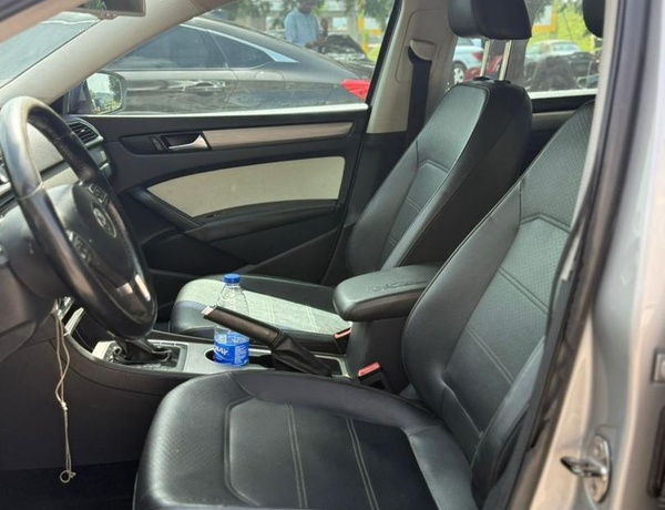 FOREIGN USED 2014 VOLKSWAGEN PASSAT S FOR SALE IN ABUJA