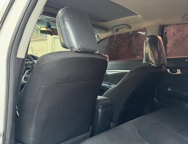 FOREIGN USED 2015 HONDA CIVIC FULL OPTION FOR SALE