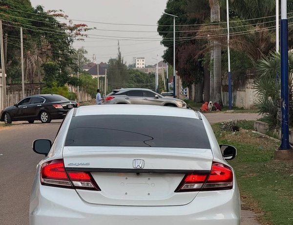 FOREIGN USED 2015 HONDA CIVIC FULL OPTION FOR SALE