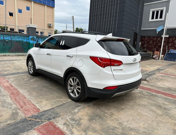 FOREIGN USED 2015 HYUNDAI SANTAFE FOR SALE