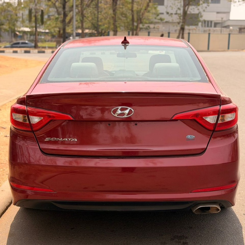 FOREIGN USED 2015  HYUNDAI SONATA FOR SALE IN ABUJA image
