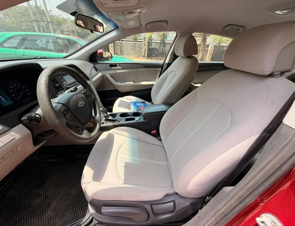 FOREIGN USED 2015  HYUNDAI SONATA FOR SALE IN ABUJA