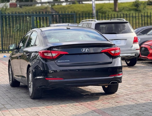 FOREIGN USED 2015 HYUNDAI SONATA FOR SALE IN ABUJA