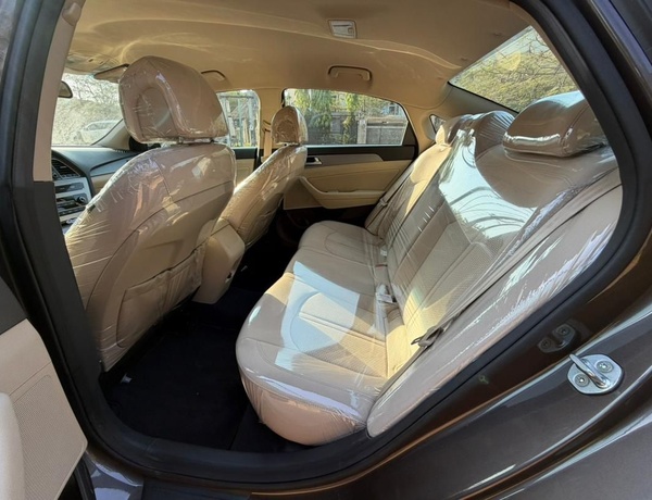 FOREIGN USED  2015 HYUNDAI SONATA FOR SALE IN ABUJA