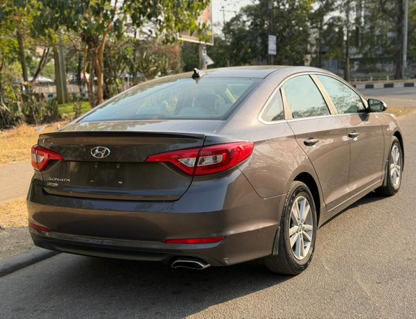 FOREIGN USED  2015 HYUNDAI SONATA FOR SALE IN ABUJA