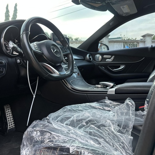 FOREIGN USED 2015 MERCEDES BENZ C300 FULL OPTION FOR SALE
