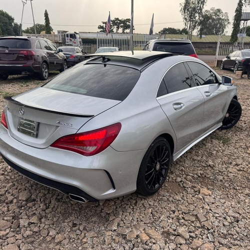 FOREIGN USED 2015 MERCEDES BENZ CLA250 SALE