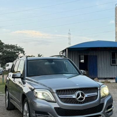FOREIGN USED 2015 MERCEDES BENZ GLK350 FOR SALE IN ABUJA