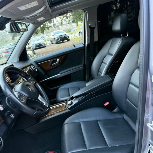FOREIGN USED 2015 MERCEDES BENZ GLK350 FOR SALE IN ABUJA