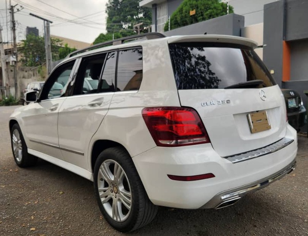 Foreign Used 2015 Mercedes-Benz GLK 350 In Lagos