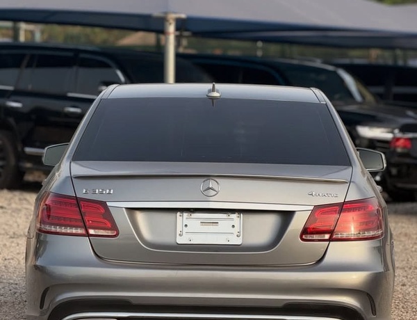 FOREIGN USED   2015 MERCEDES E350 FOR SALE IN ABUJA