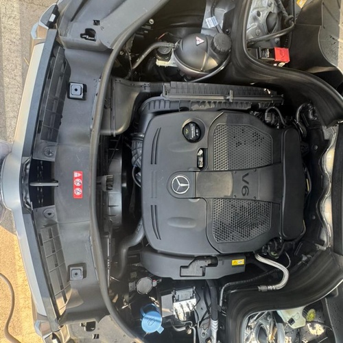 FOREIGN USED  2015 MERCEDES BENZ GLK350  FOR SALE IN ABUJA