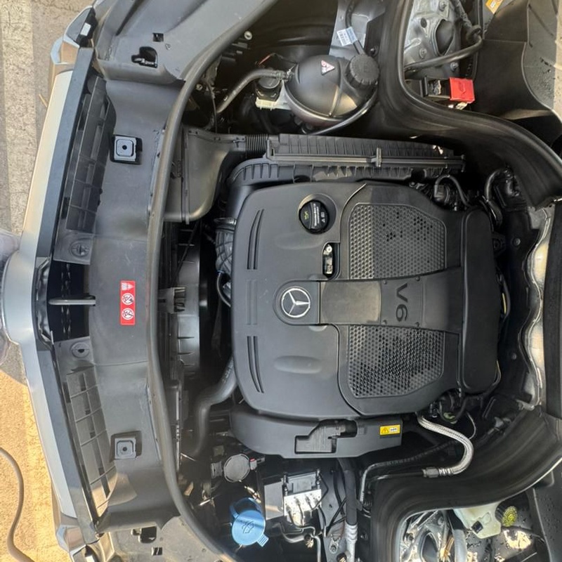 FOREIGN USED  2015 MERCEDES BENZ GLK350  FOR SALE IN ABUJA image