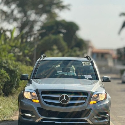FOREIGN USED  2015 MERCEDES BENZ GLK350  FOR SALE IN ABUJA