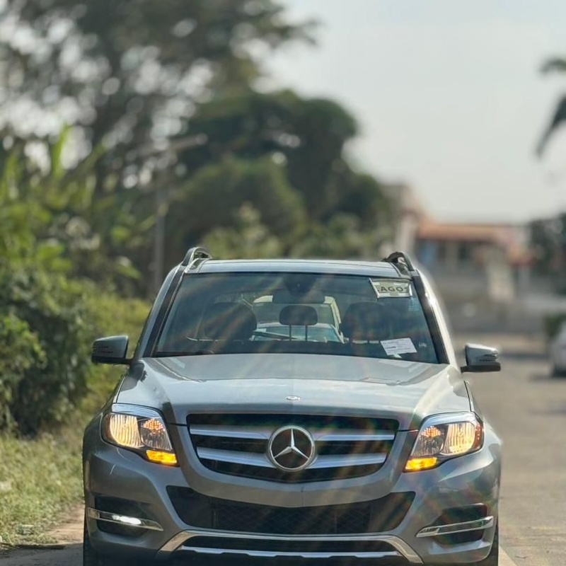 FOREIGN USED  2015 MERCEDES BENZ GLK350  FOR SALE IN ABUJA image