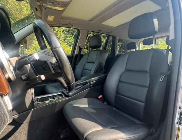 FOREIGN USED  2015 MERCEDES BENZ GLK350  FOR SALE IN ABUJA