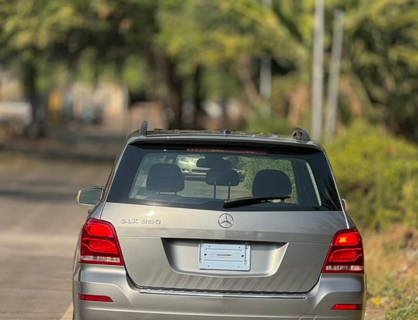 FOREIGN USED  2015 MERCEDES BENZ GLK350  FOR SALE IN ABUJA