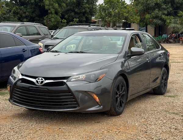 FOREIGN USED 2015 TOYOTA CAMRY LE FOR SALE