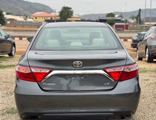 FOREIGN USED 2015 TOYOTA CAMRY LE FOR SALE