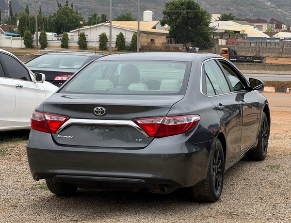FOREIGN USED 2015 TOYOTA CAMRY LE FOR SALE