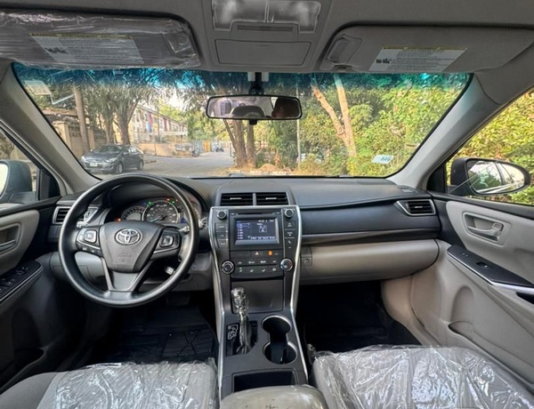 FOREIGN USED   2015 TOYOTA CAMRY SE FOR SALE IN ABUJA