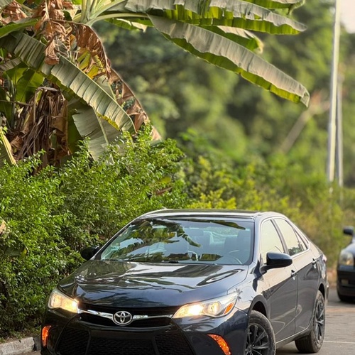 FOREIGN USED   2015 TOYOTA CAMRY SE FOR SALE IN ABUJA