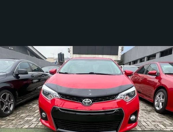 Foreign Used 2015 Toyota Corolla for Sale In Lagos