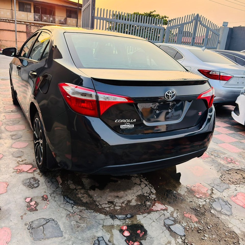Foreign Used 2015 Toyota Corolla S for Sale In Lagos image