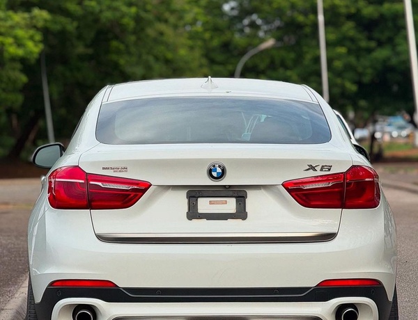FOREIGN USED 2016 BMW X6  IN ABUJA FOR SALE
