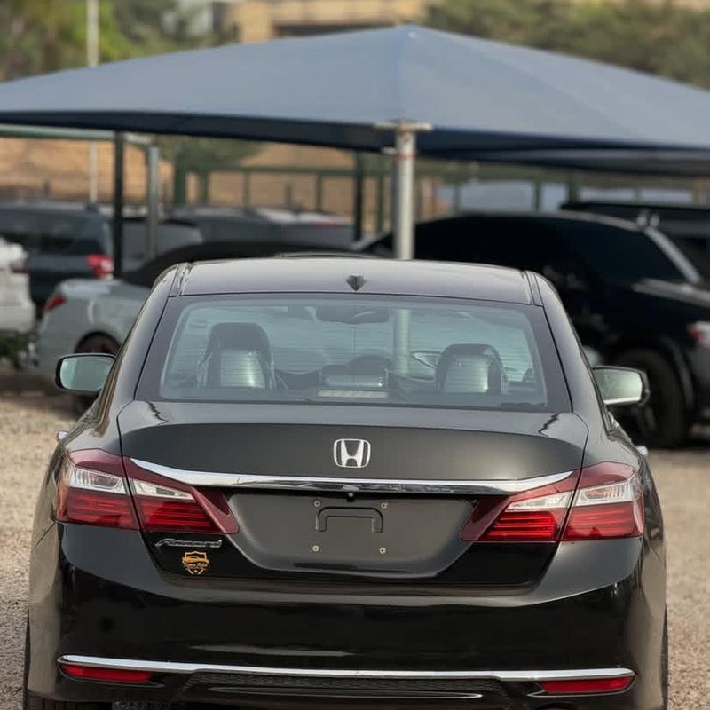 FOREIGN USED 2016 HONDA ACCORD EXL image