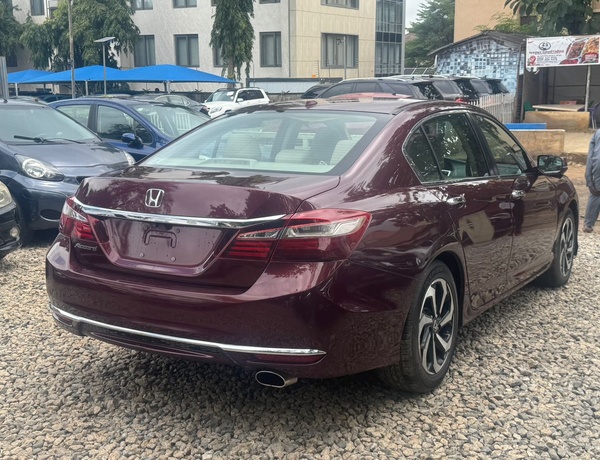 FOREIGN USED   2016 HONDA ACCORD FOR SALE IN ABUJA