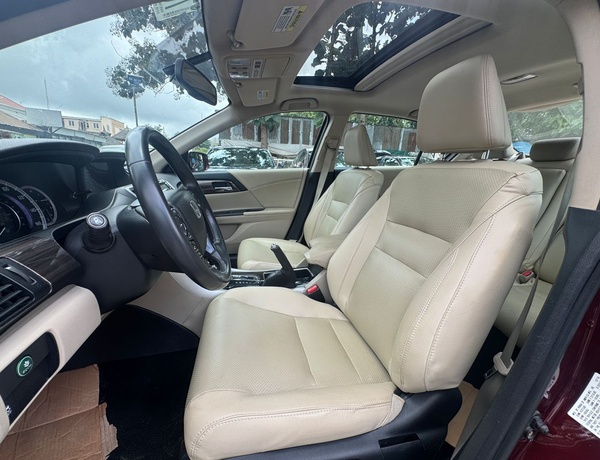 FOREIGN USED   2016 HONDA ACCORD FOR SALE IN ABUJA