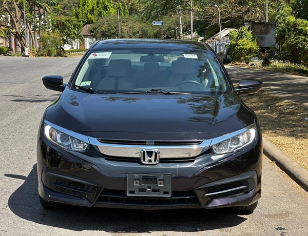 FOREIGN USED  2016 HONDA CIVIC FOR SALE IN ABUJA