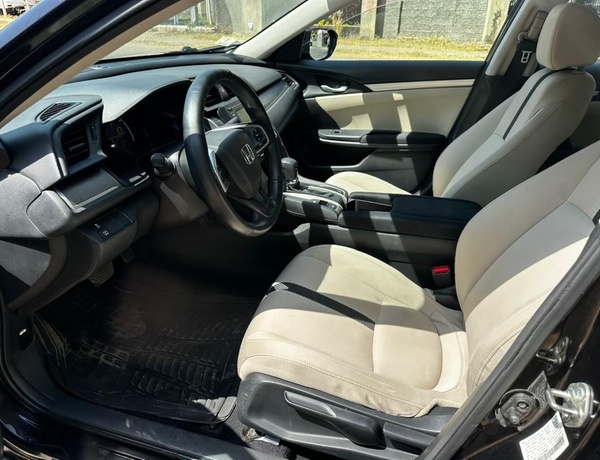 FOREIGN USED  2016 HONDA CIVIC FOR SALE IN ABUJA