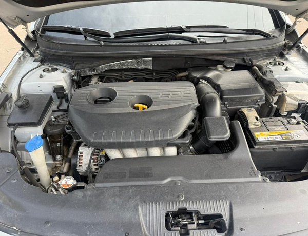 FOREIGN USED  2016 HYUNDAI SONATA FOR SALE IN KADUNA