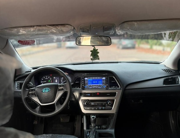 FOREIGN USED  2016 HYUNDAI SONATA FOR SALE IN KADUNA