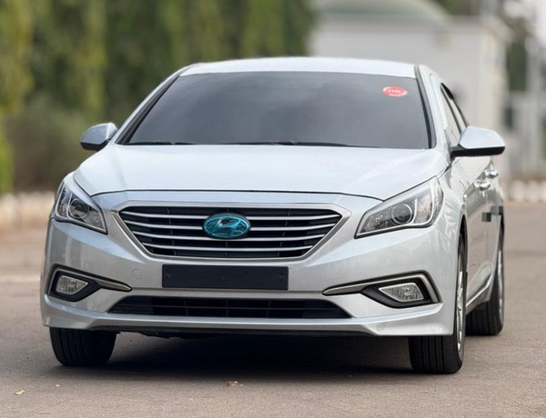 FOREIGN USED  2016 HYUNDAI SONATA FOR SALE IN KADUNA