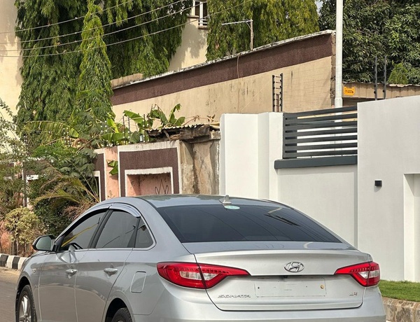 FOREIGN USED 2016 HYUNDAI SONATA LPI FOR SALE