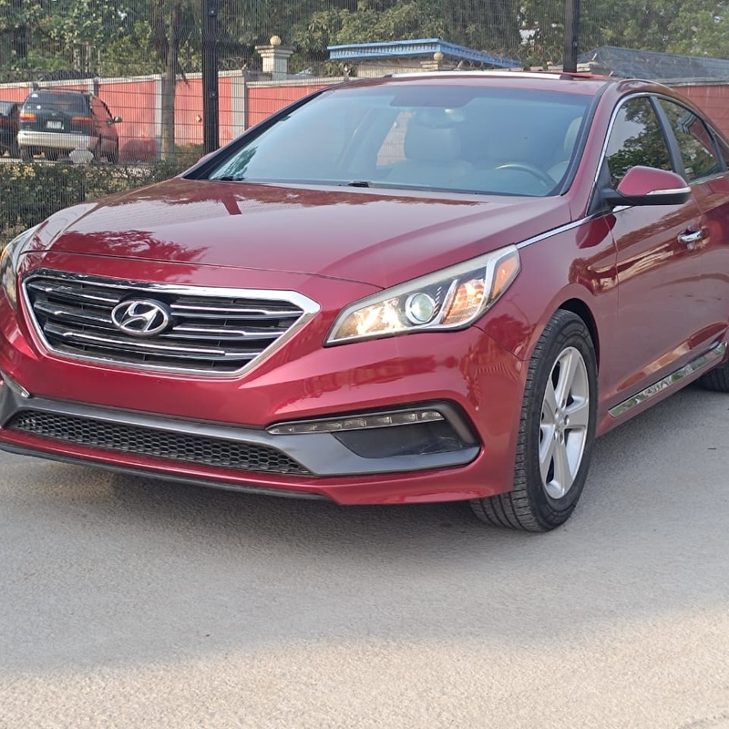 FOREIGN USED 2016 HYUNDAI SONATA SPORTS image