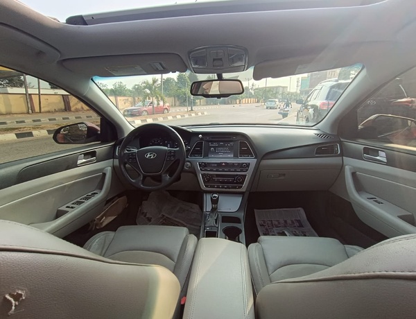 FOREIGN USED 2016 HYUNDAI SONATA SPORTS