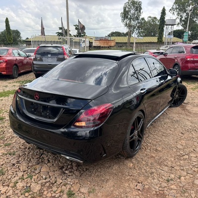 FOREIGN USED 2016 KEYLESS MERCEDES BENZ C300 FOR SALE IN KADUNA