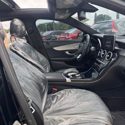 FOREIGN USED 2016 KEYLESS MERCEDES BENZ C300 FOR SALE IN KADUNA